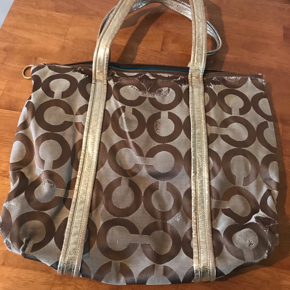Authentic Coach Purse - Picture 4 of 8